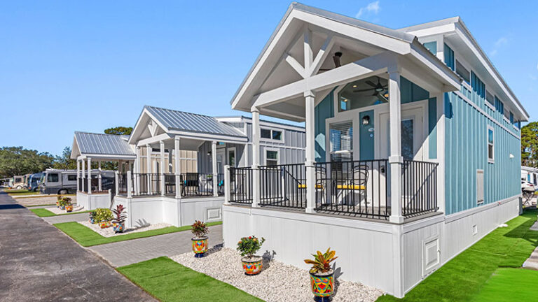 Beach House 4 web 768x432