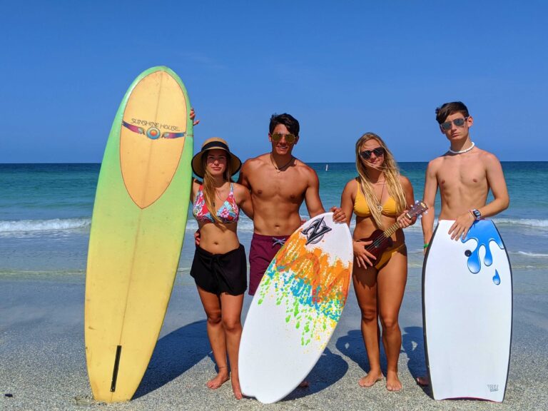 Island Surf Shop 3 1 768x576