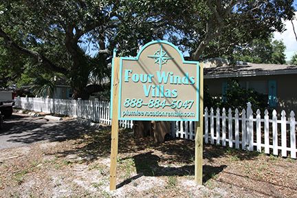 four winds sign 1